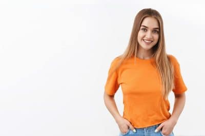 Como combinar camiseta laranja em looks versáteis e estilosos