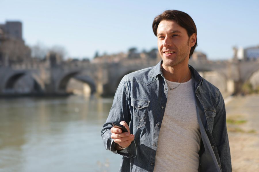 Imagen de Camiseta Henley Masculina: Estilo Versátil e Elegante para Todos os Looks