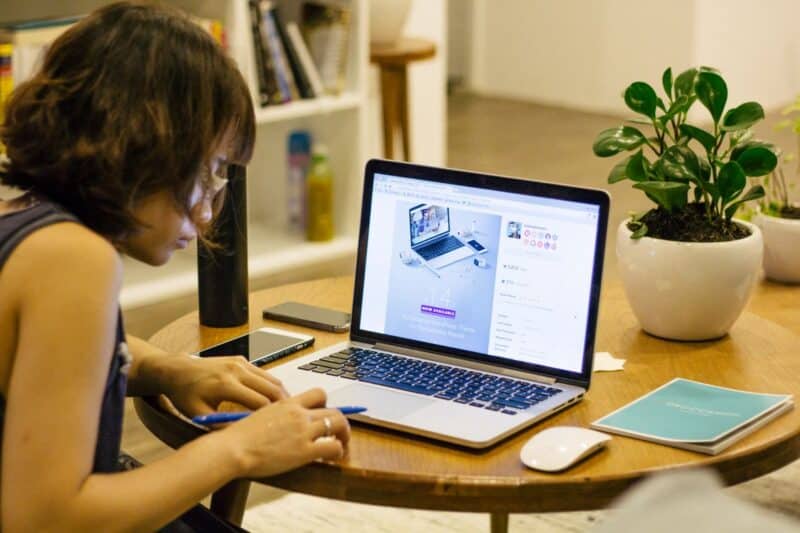 como se vestir para home office conforto estilo e dicas Imagen de Como se vestir para home office: conforto, estilo e dicas práticas